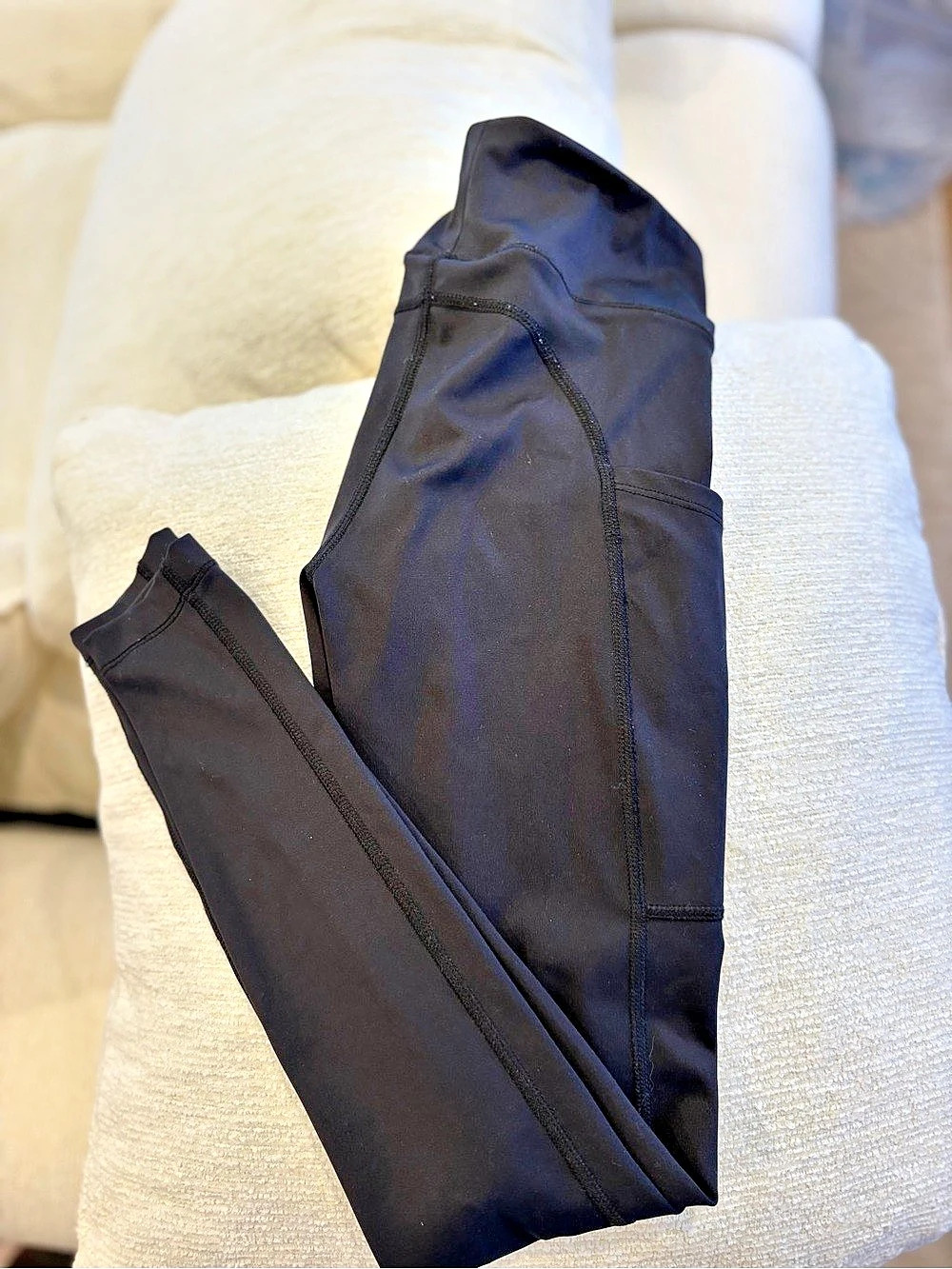 Aero Women's Black Leggings Size XS Like New